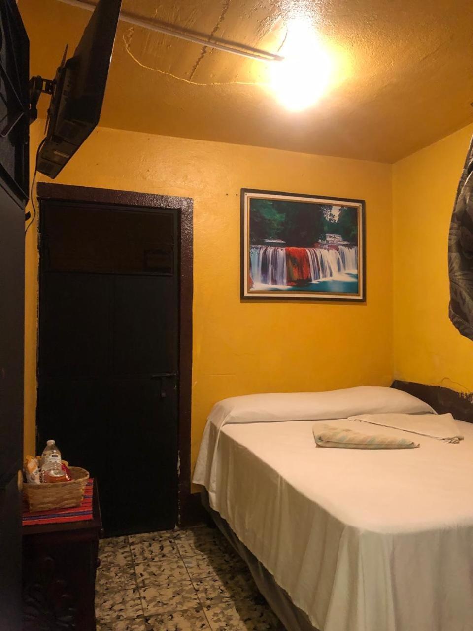 Hotel Alma Maya Антигуа-Гватемала Экстерьер фото