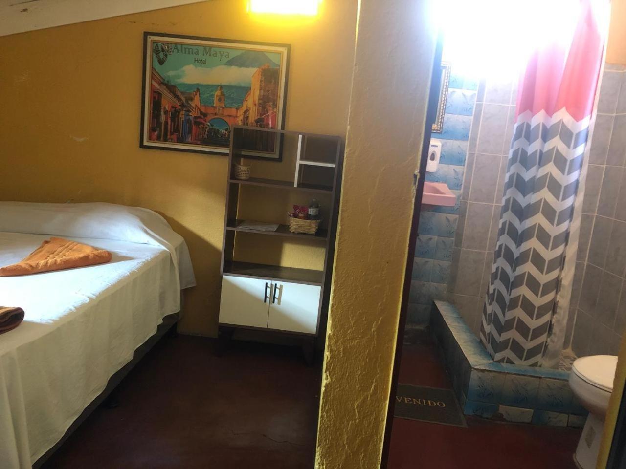 Hotel Alma Maya Антигуа-Гватемала Экстерьер фото